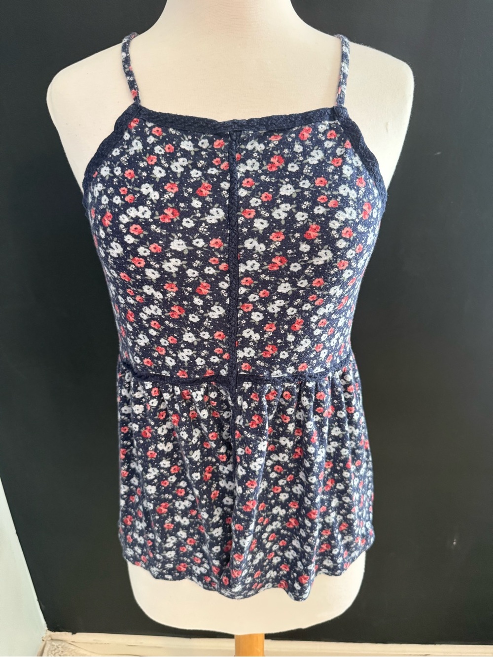 American Eagle Floral Spaghetti Strap Tank Top - Navy with Red & White Flowers